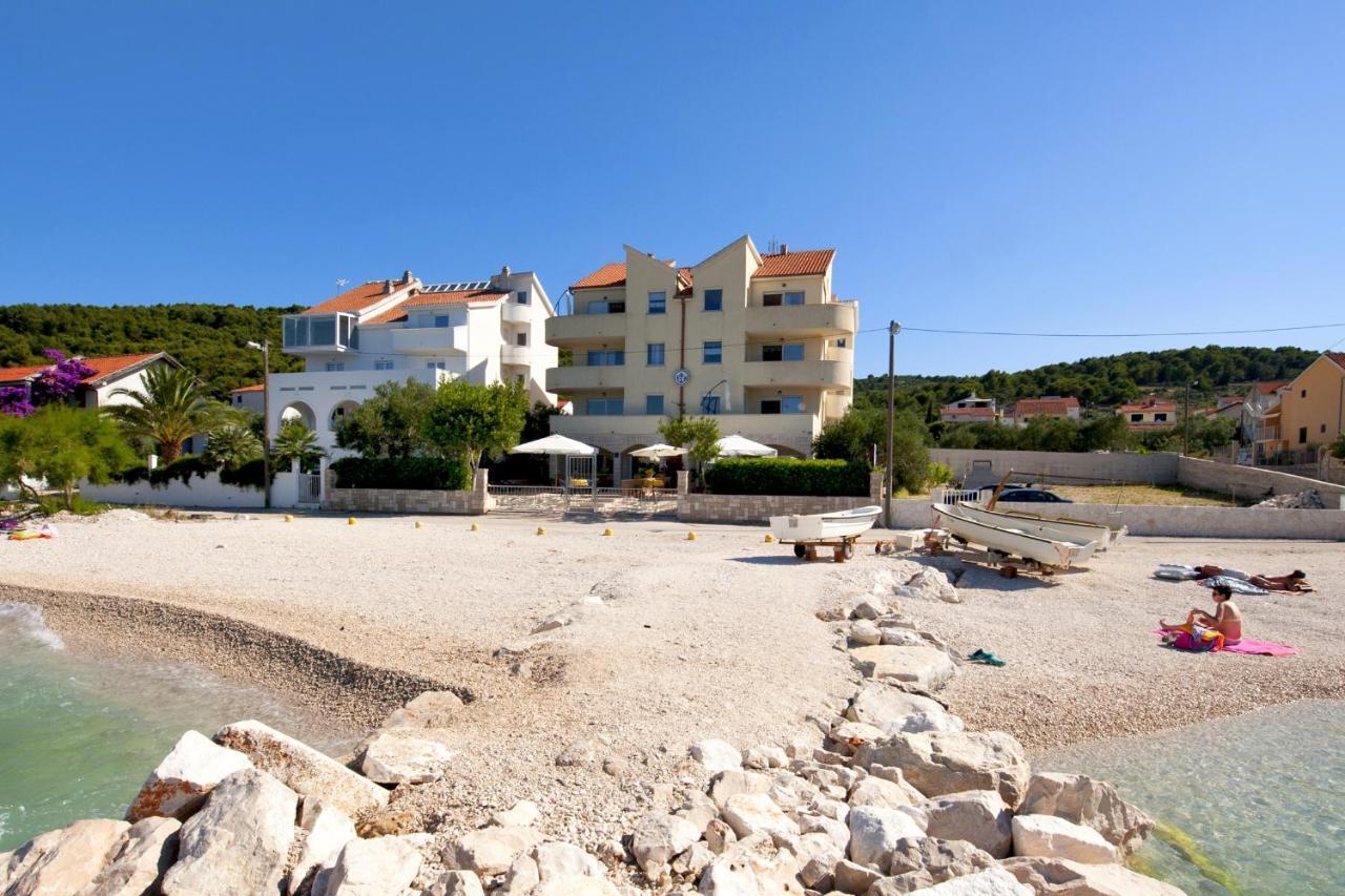 Apartments By The Sea Slatine, Ciovo - 10435 외부 사진